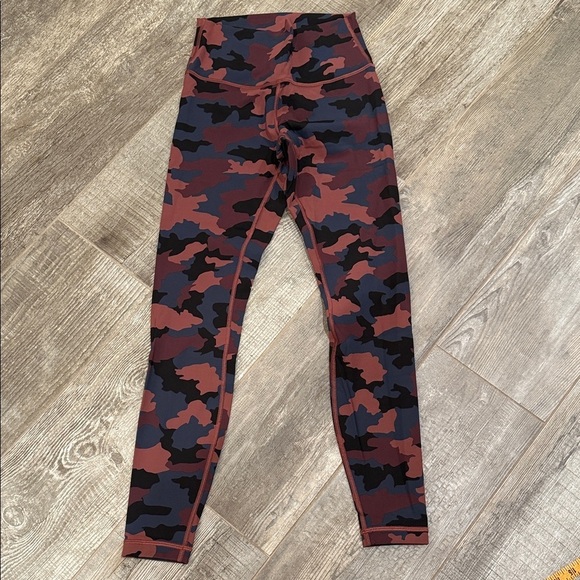 lululemon athletica Pants - Lululemon Camo Print Leggings size 6